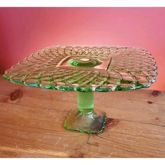 3 LE Smith & Rose Trellis Green Glass Square Pedestal Cake Stands Handmade USA - Picture 5 of 16
